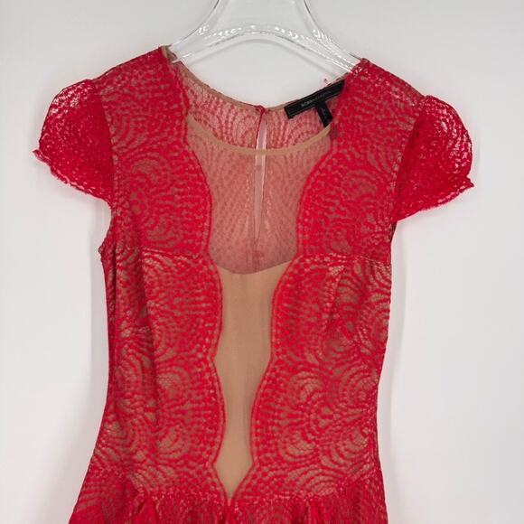 BCBG Dress Red Berry Rochelle Scallop Lace Size 0 BCBGMAXAZRIA - Picture 4 of 8